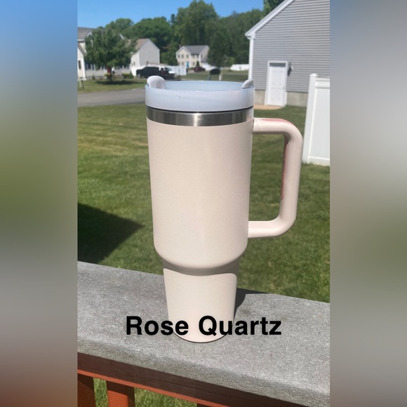 40oz Quencher Tumbler - Picture 4 of 10